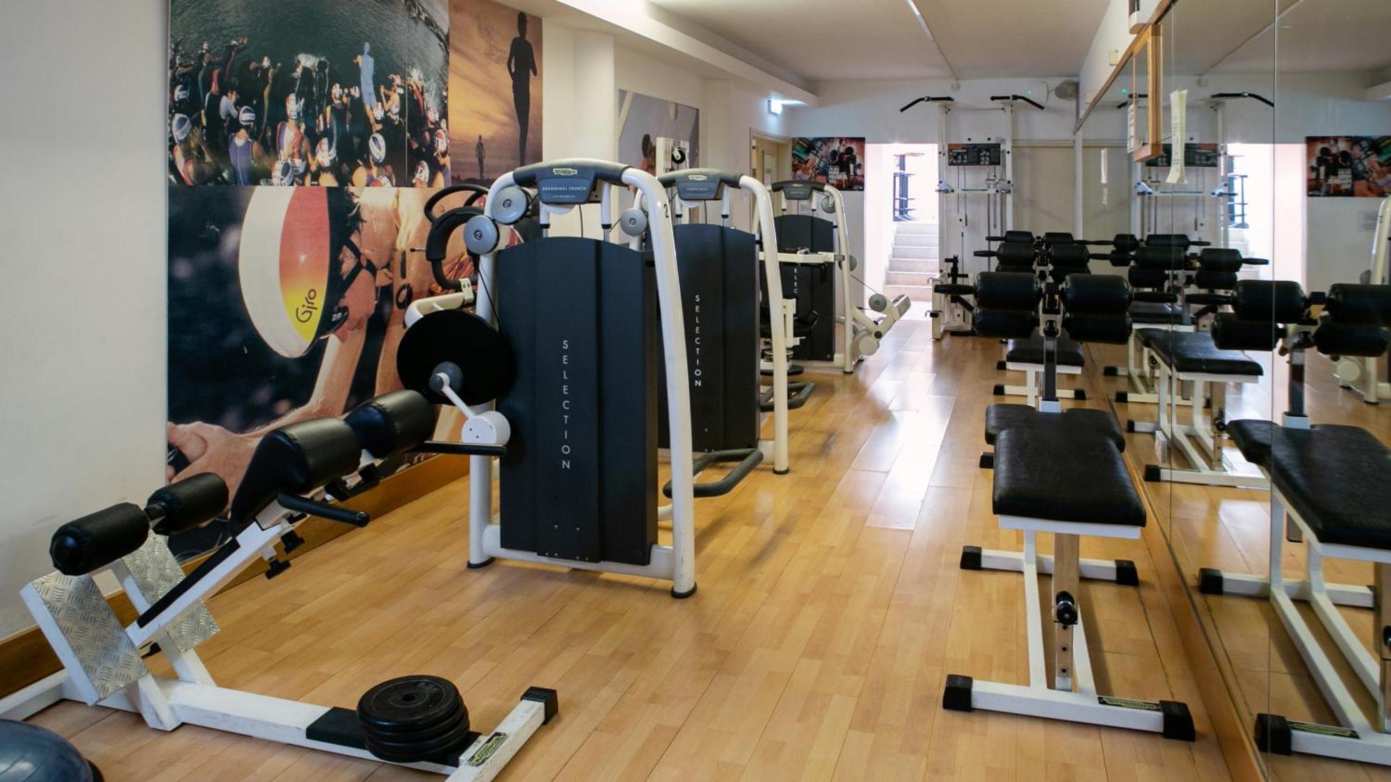 Cleopatra Hotel Nicosia Ngoại thất bức ảnh
