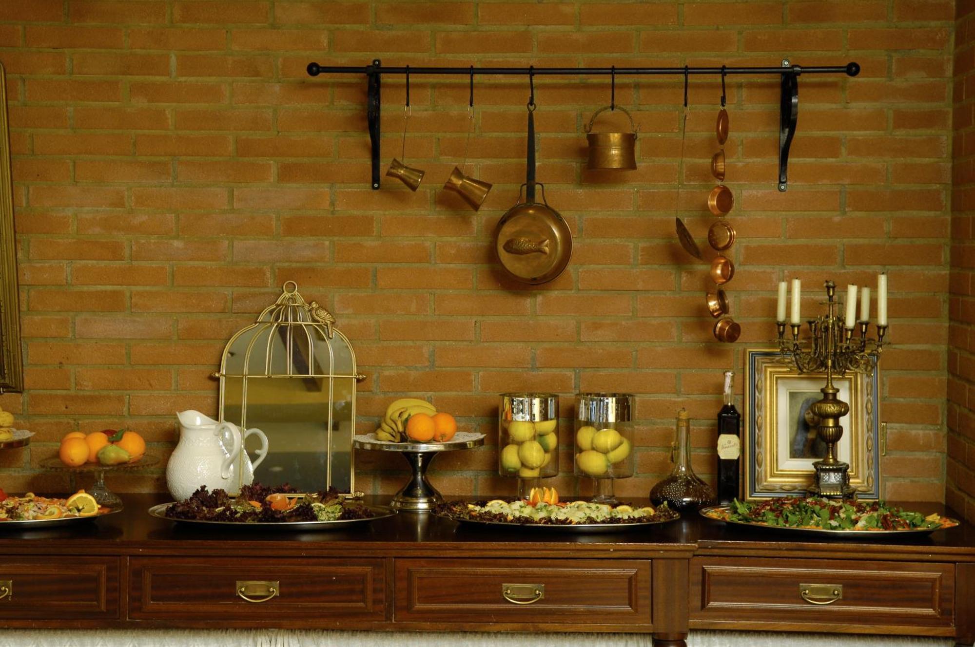 Cleopatra Hotel Nicosia Ngoại thất bức ảnh